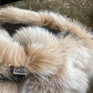 Gorgeous genuine alpaca/fox fur Cape.excellent condition.Made in Canada